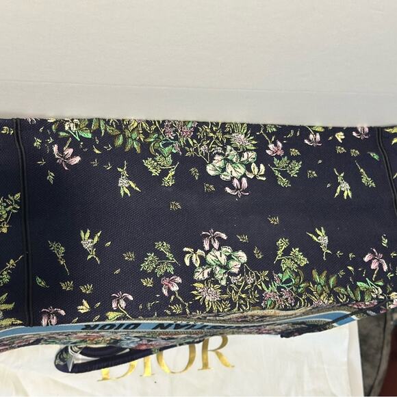 Christian Dior Book Tote Bag NWT D-Constellation Embroidery Blue - Picture 9 of 14